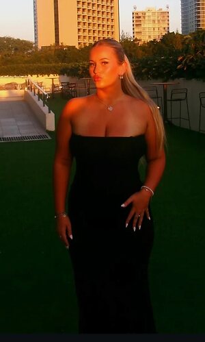 Ella leaked photo #89