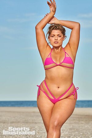 Ellahalikas leaked photo #2