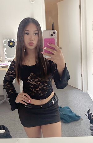 ellamaecalimoso leaked photo #9