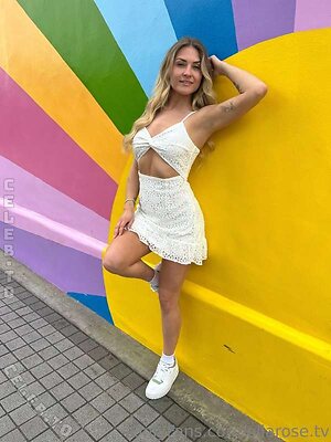 Ellarose.tv leaked photo #164