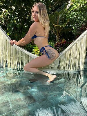 Ellarose.tv leaked photo #220