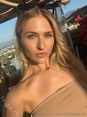Ellarose.tv leaked photo #274