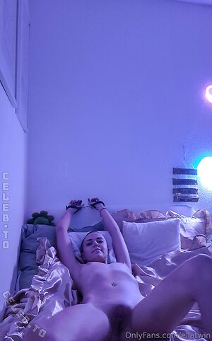 Ellatwin Nude Leaked Photo #22