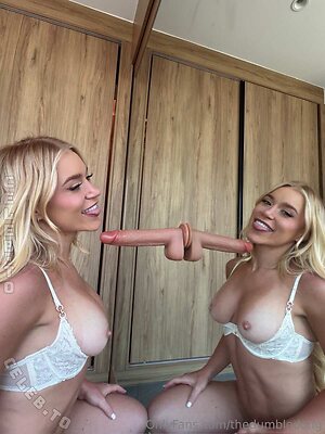 Elle Brooke Nude Leaked Photo #84