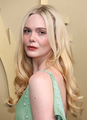 Elle Fanning leaked photo #100