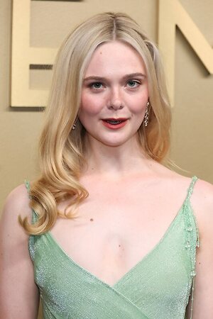 Elle Fanning leaked photo #101