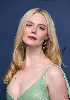 Elle Fanning leaked photo #103