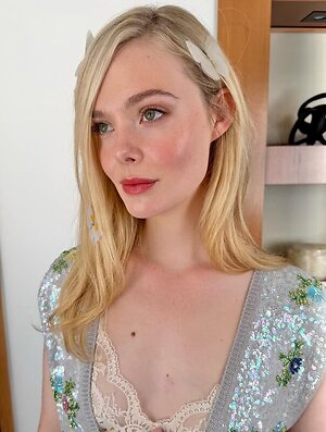 Elle Fanning leaked photo #149