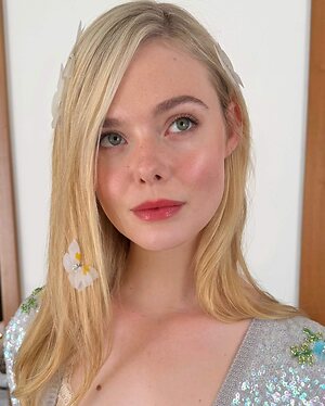 Elle Fanning leaked photo #151
