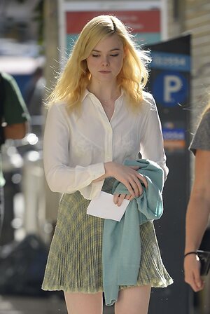 Elle Fanning leaked photo #268