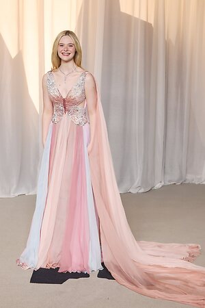 Elle Fanning leaked photo #330