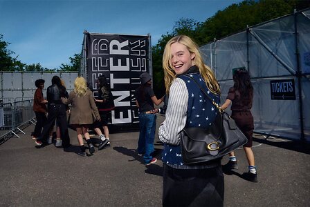 Elle Fanning leaked photo #413