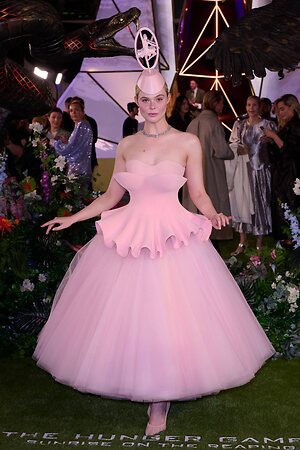 Elle Fanning leaked photo #458