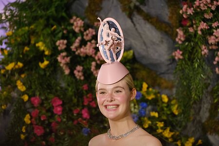 Elle Fanning leaked photo #539