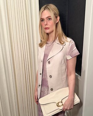 Elle Fanning leaked photo #602