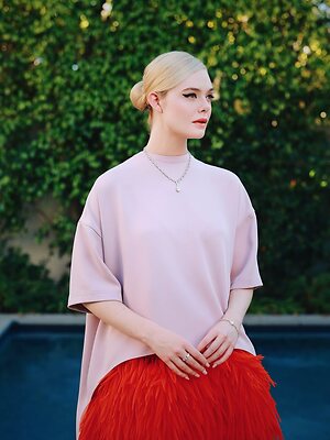 Elle Fanning leaked photo #635