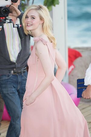 Elle Fanning leaked photo #638