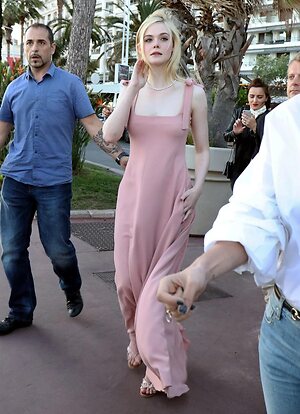 Elle Fanning leaked photo #647