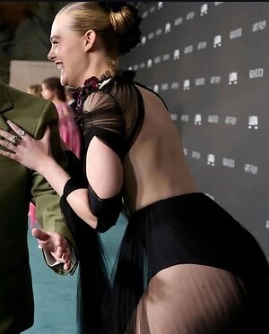 Elle Fanning leaked photo #668