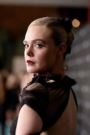 Elle Fanning leaked photo #673