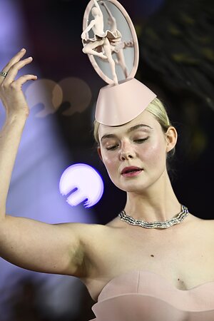 Elle Fanning leaked photo #770