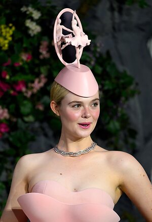 Elle Fanning leaked photo #777