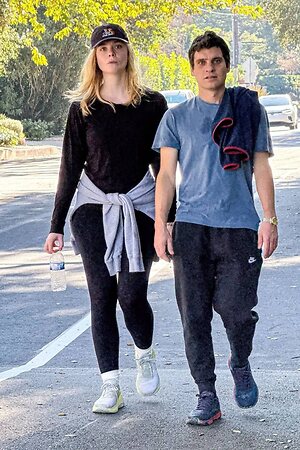 Elle Fanning leaked photo #785