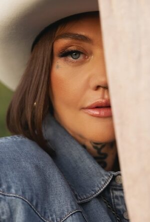 Elle King leaked photo #17