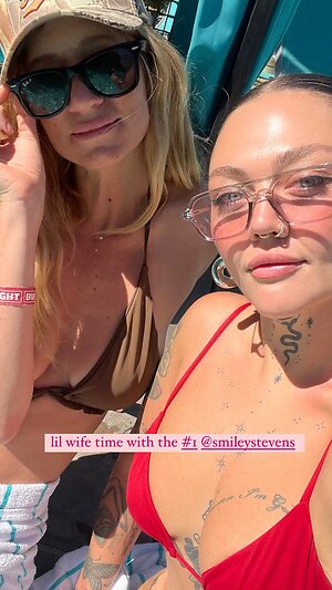 Elle King Nude Leaked Photo #58