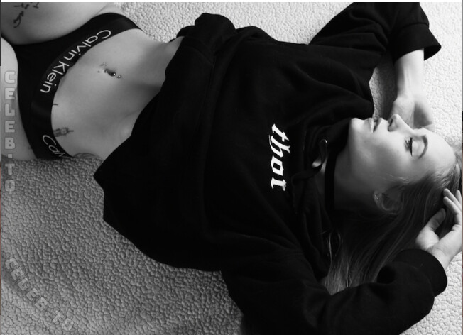 Ellecornflake photo