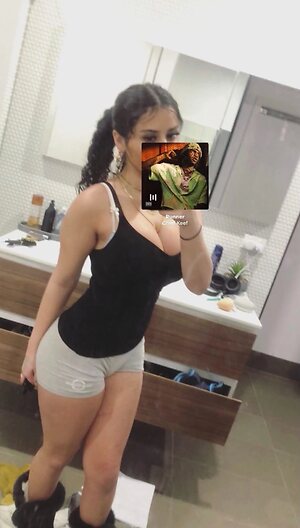 Ellena K Nude Leaked Photo #3
