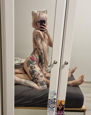 Elleslove leaked photo #5