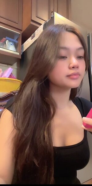 Ellesyanamira leaked photo #2
