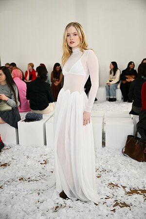 Ellie Bamber leaked photo #87