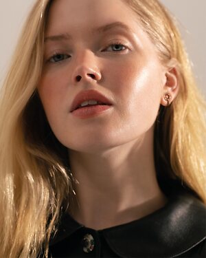 Ellie Bamber leaked photo #118