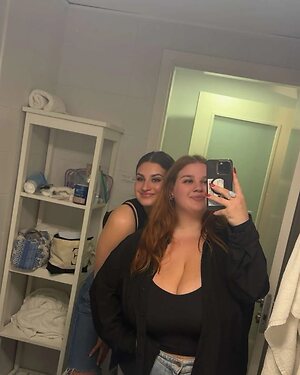 Ellie C leaked photo #28