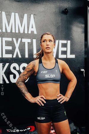 Ellie Dempster Nude Leaked Photo #8