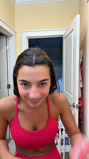 Ellie Dobleske leaked photo #21
