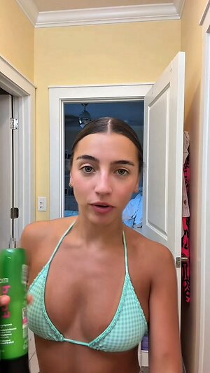 Ellie Dobleske leaked photo #30
