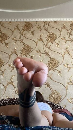 Ellie69bunny Nude Leaked Photo #42