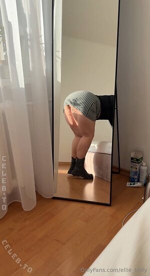 ellie_kelly photo