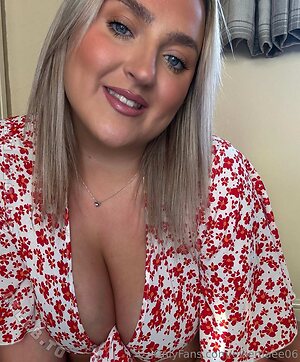 elliemae_vip Nude Leaked Photo #274