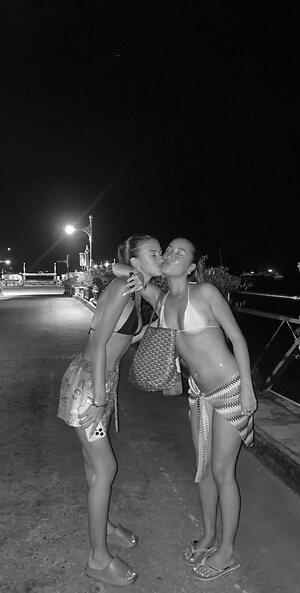 ellierosemorgann leaked photo #2