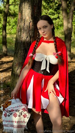 Ellise Sugar Nude Leaked Photo #8