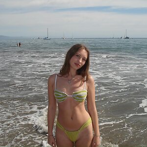 Elli.wes.t leaked photo #5