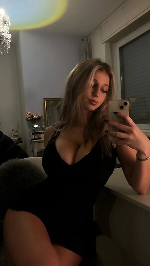 Elly Ann Nude Leaked Photo #31