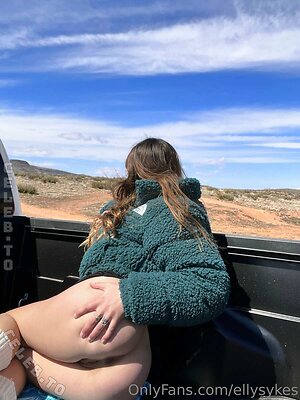 Elly Sykes Nude Leaked Photo #2