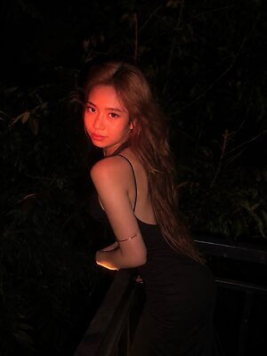 Eloise Winchel leaked photo #10