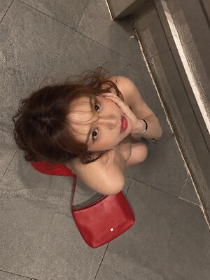 Eloise Winchel leaked photo #16