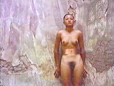Elpidia Carrillo